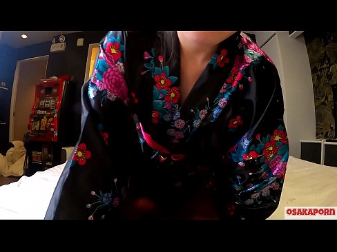 ❤️ Jong cosplay-meisie hou van seks tot orgasme met 'n spuit in 'n perdevrou en 'n blowjob. Asiatiese meisie met harige poes en pragtige tiete in tradisionele Japannese kostuum in amateurvideo wat masturbasie met fokspeelgoed wys. Sakura 3 OSAKAPORN. ️❌ Net pornografie by ons ❤